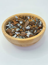 Load image into Gallery viewer, Bulk Soil - Bonsai Gritty Mix (7 Gal Box)
